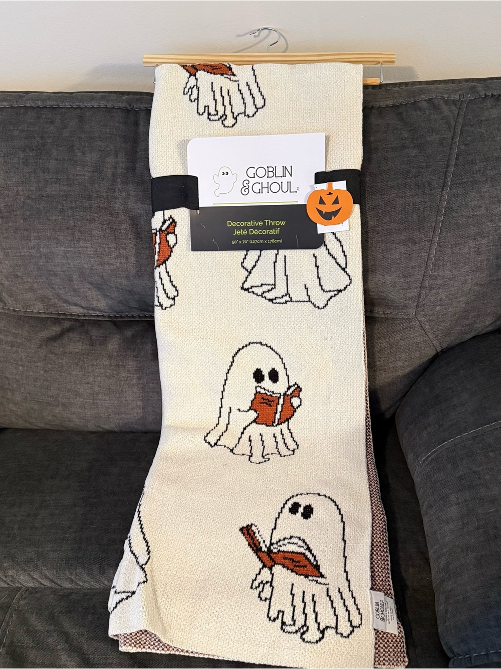 Reading Ghost Throw Blanket - Goblin & Ghoul Halloween Throw